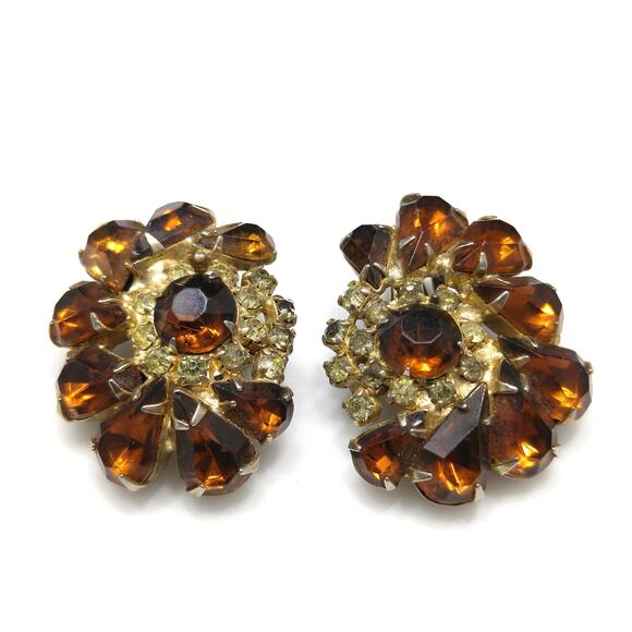 Vintage Topaz & Yellow Rhinestone Clip Earrings, Gold Plated, 1950s - Picture 5 of 10